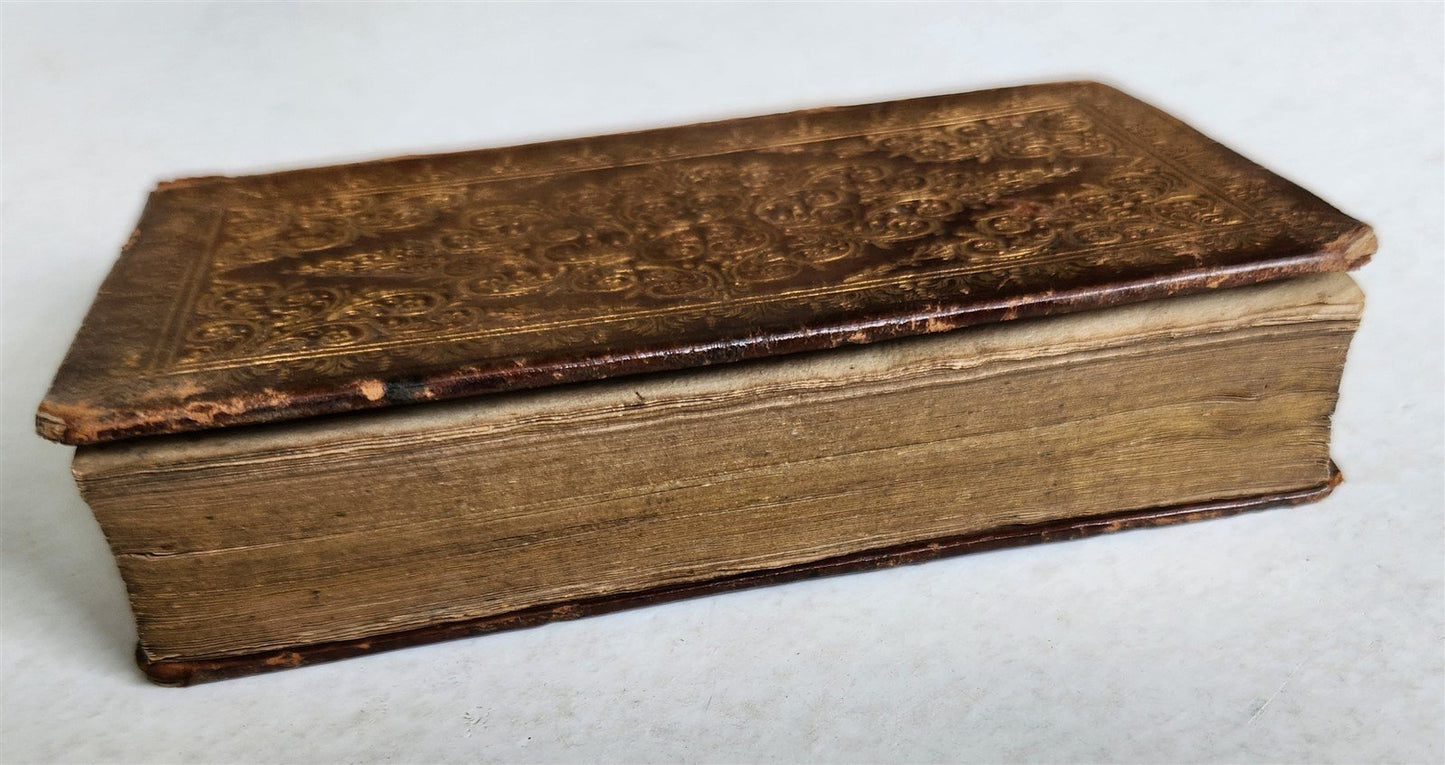1727 MAGNIFICENT BINDING COAT of ARMS antique Deliciarum sacrarum et acroamatum