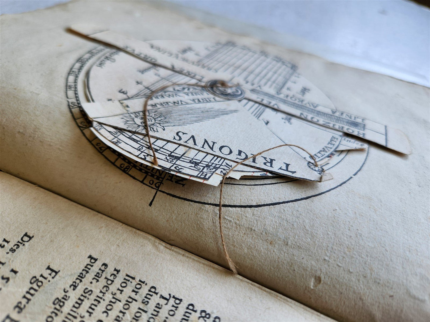 1540 COSMOGRAPHIA by APIANUS antique ILLUSTRATED 5 VOLVELLES WOODCUTS astronomy