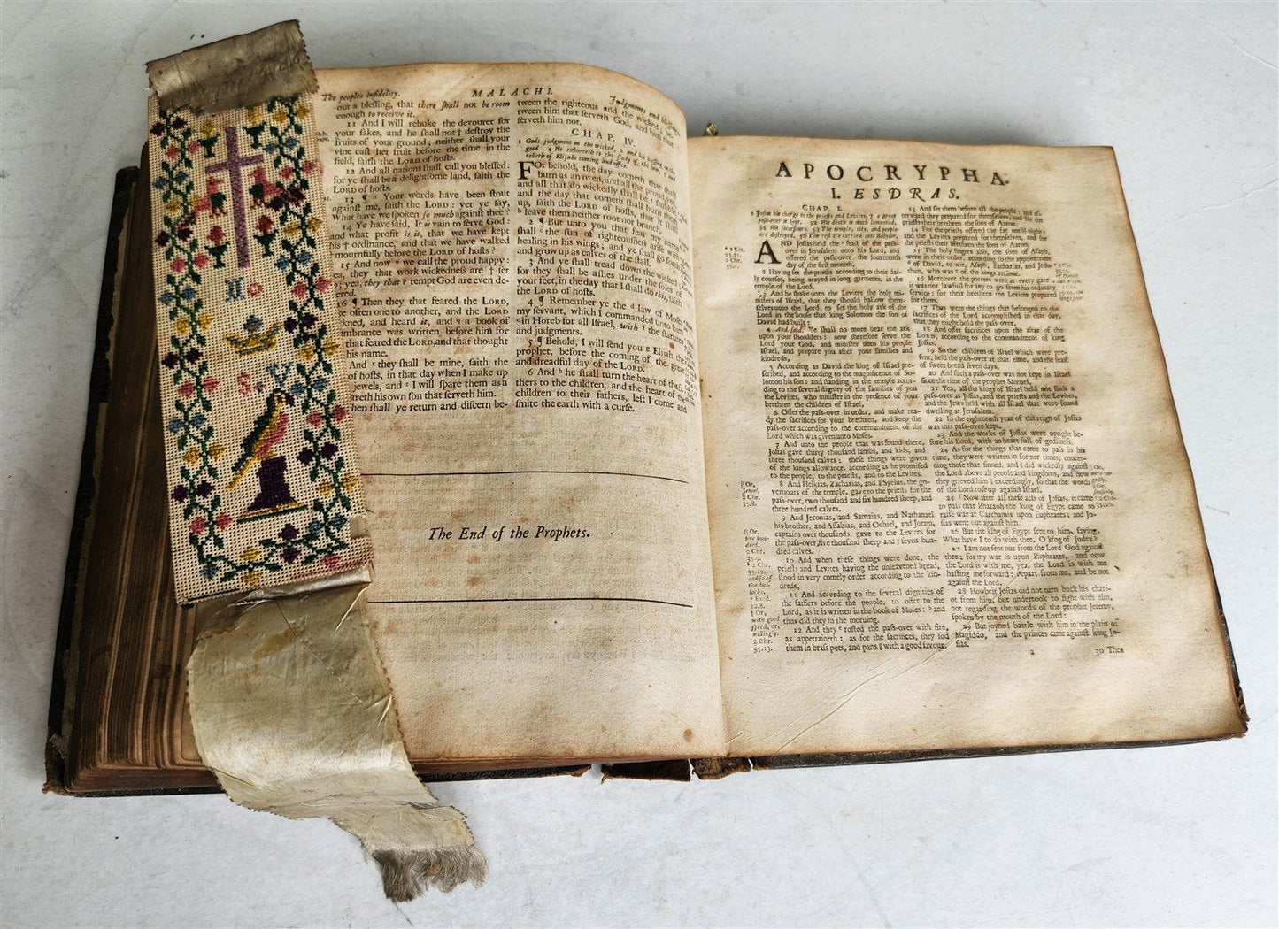 1697 BIBLE in ENGLISH antique OLD & NEW TESTAMENT by the University Printers