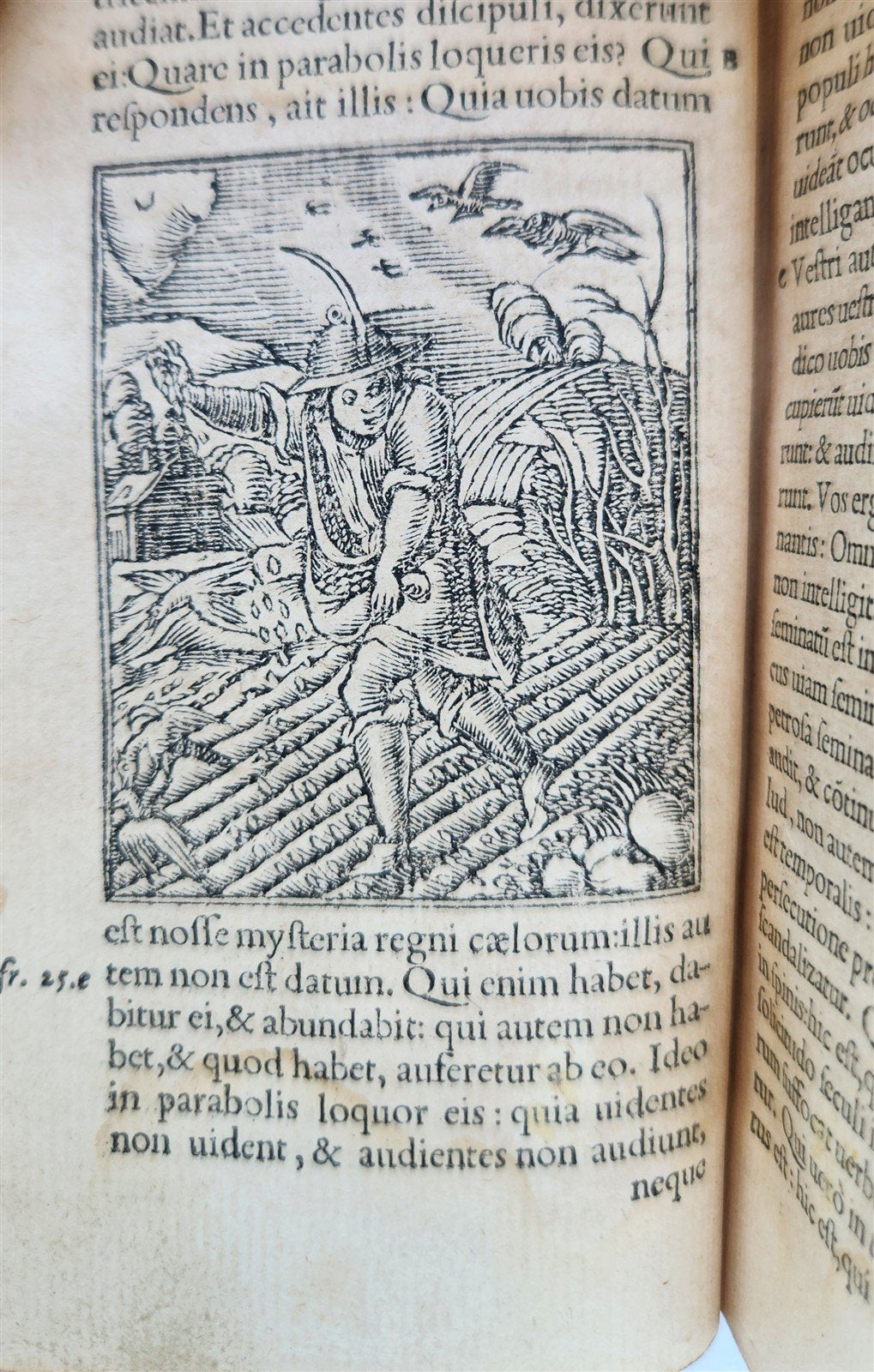 1549 BIBLE in LATIN ILLUSTRATED w/ 108 WOODCUTS antique RARE pocket size