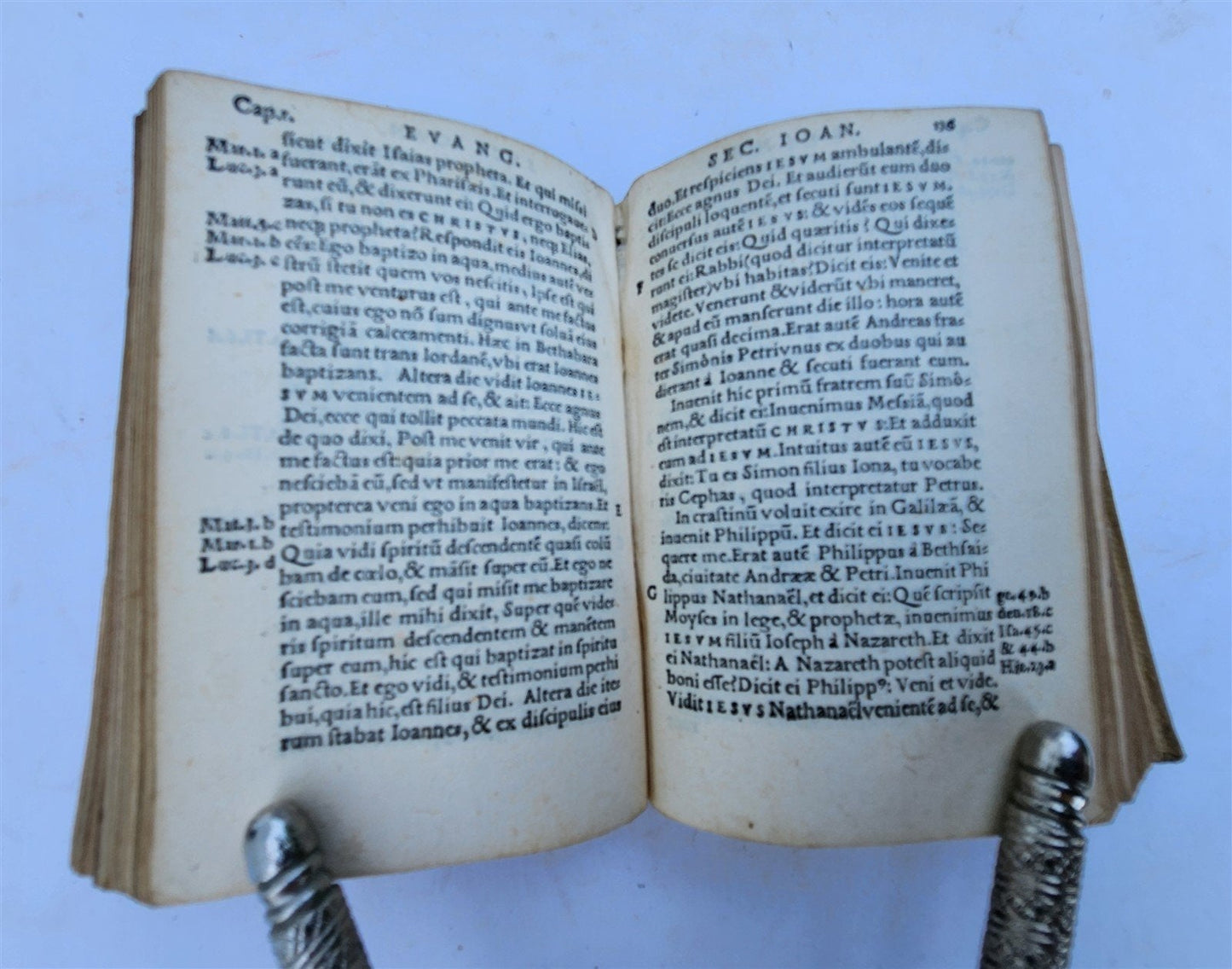 1543 BIBLE in LATIN NEW TESTAMENT antique RARE POCKET SIZE BIBLIA VELLUM BINDING