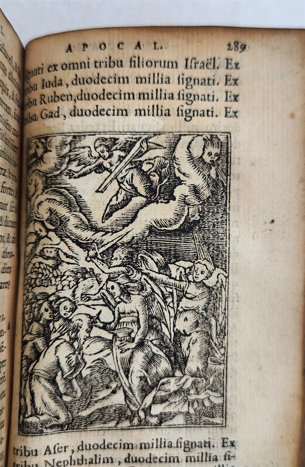 1530s BIBLE in LATIN GRYPHIUS ILLUSTRATED antique RARE pocket size