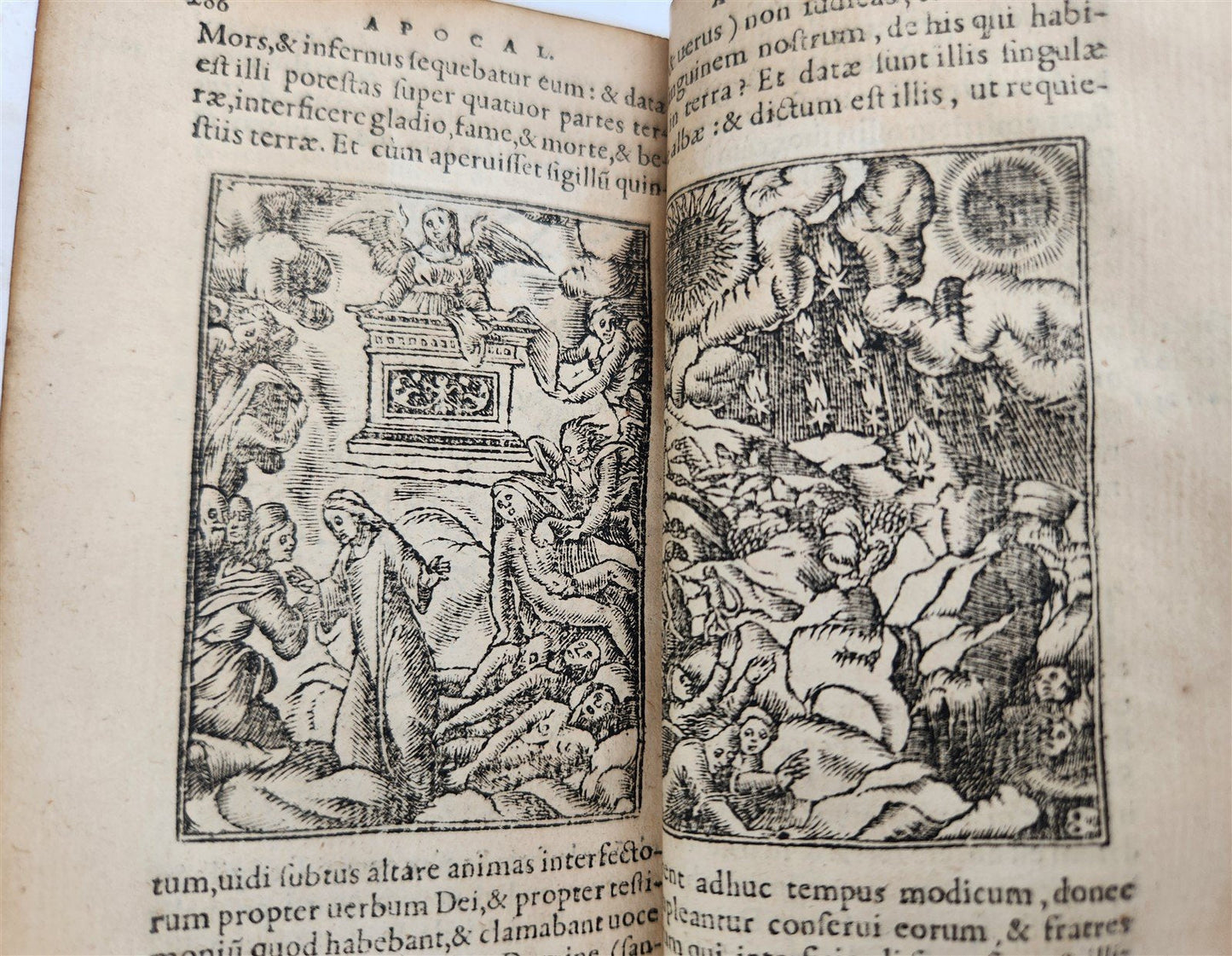 1530s BIBLE in LATIN GRYPHIUS ILLUSTRATED antique RARE pocket size