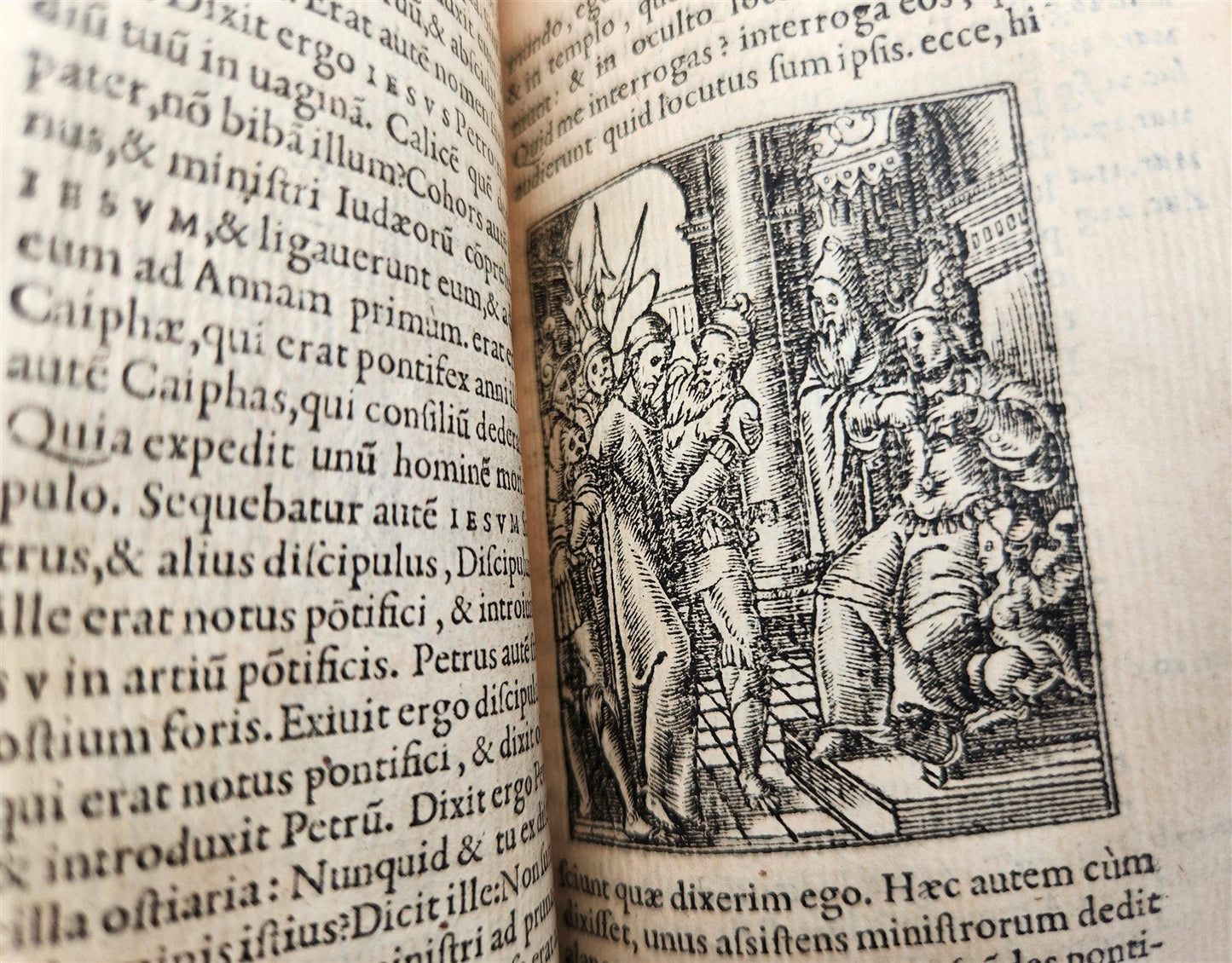 1530s BIBLE in LATIN GRYPHIUS ILLUSTRATED antique RARE pocket size