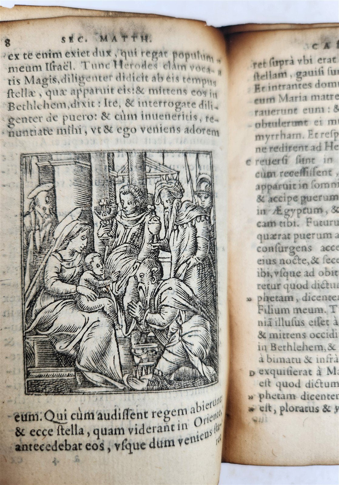 1565 BIBLE in FRENCH ILLUSTRATED antique RARE pocket size LE NOUVEAU TESTAMENT