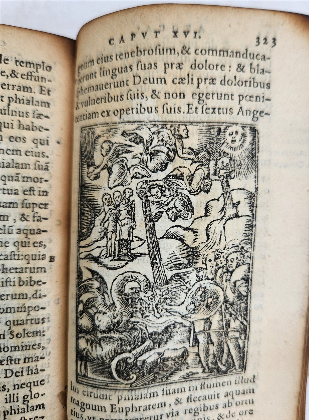 1565 BIBLE in FRENCH ILLUSTRATED antique RARE pocket size LE NOUVEAU TESTAMENT