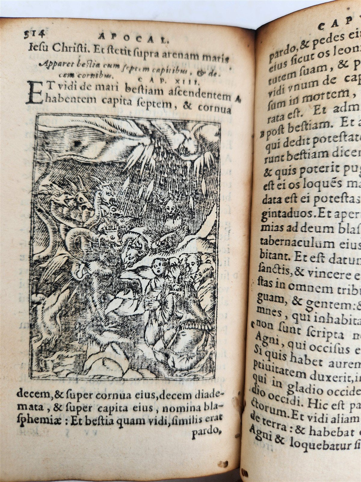 1565 BIBLE in FRENCH ILLUSTRATED antique RARE pocket size LE NOUVEAU TESTAMENT