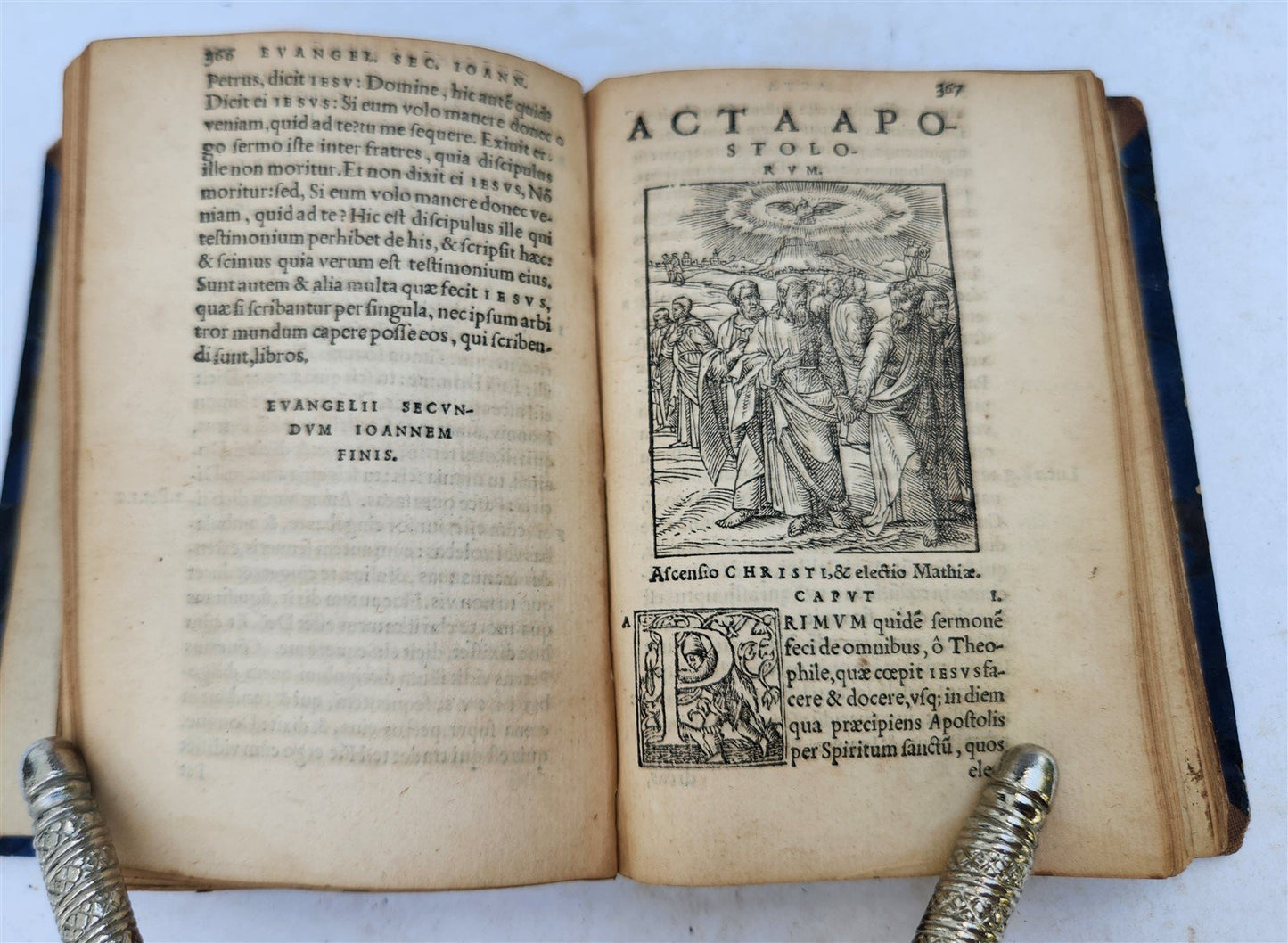 1546 BIBLE in LATIN FULLY ILLUSTRATED antique RARE pocket size NEW TESTAMENT