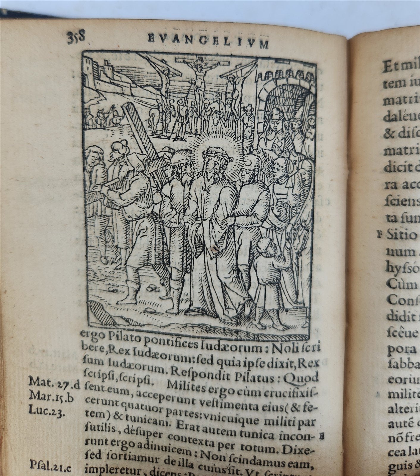 1546 BIBLE in LATIN FULLY ILLUSTRATED antique RARE pocket size NEW TESTAMENT