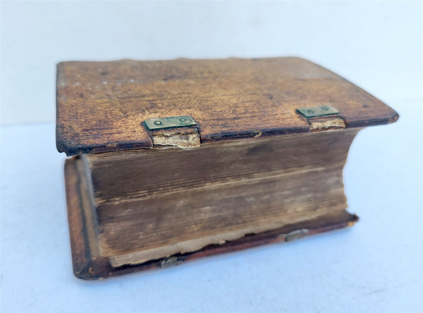 1550 BIBLE in LATIN by ERASMUS antique RARE ZURICH pocket size NEW TESTAMENT