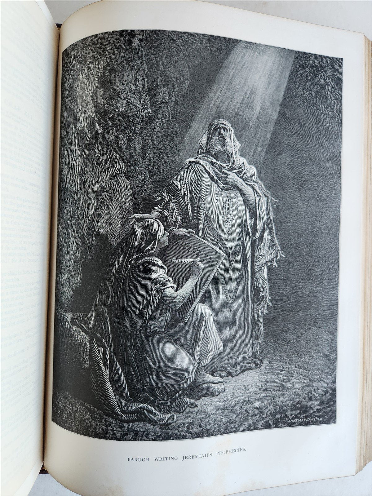 1900 BIBLE in ENGLISH ANTIQUE VICTORIAN MASSIVE FOLIO GUSTAVE DORE ILLUSTRATED