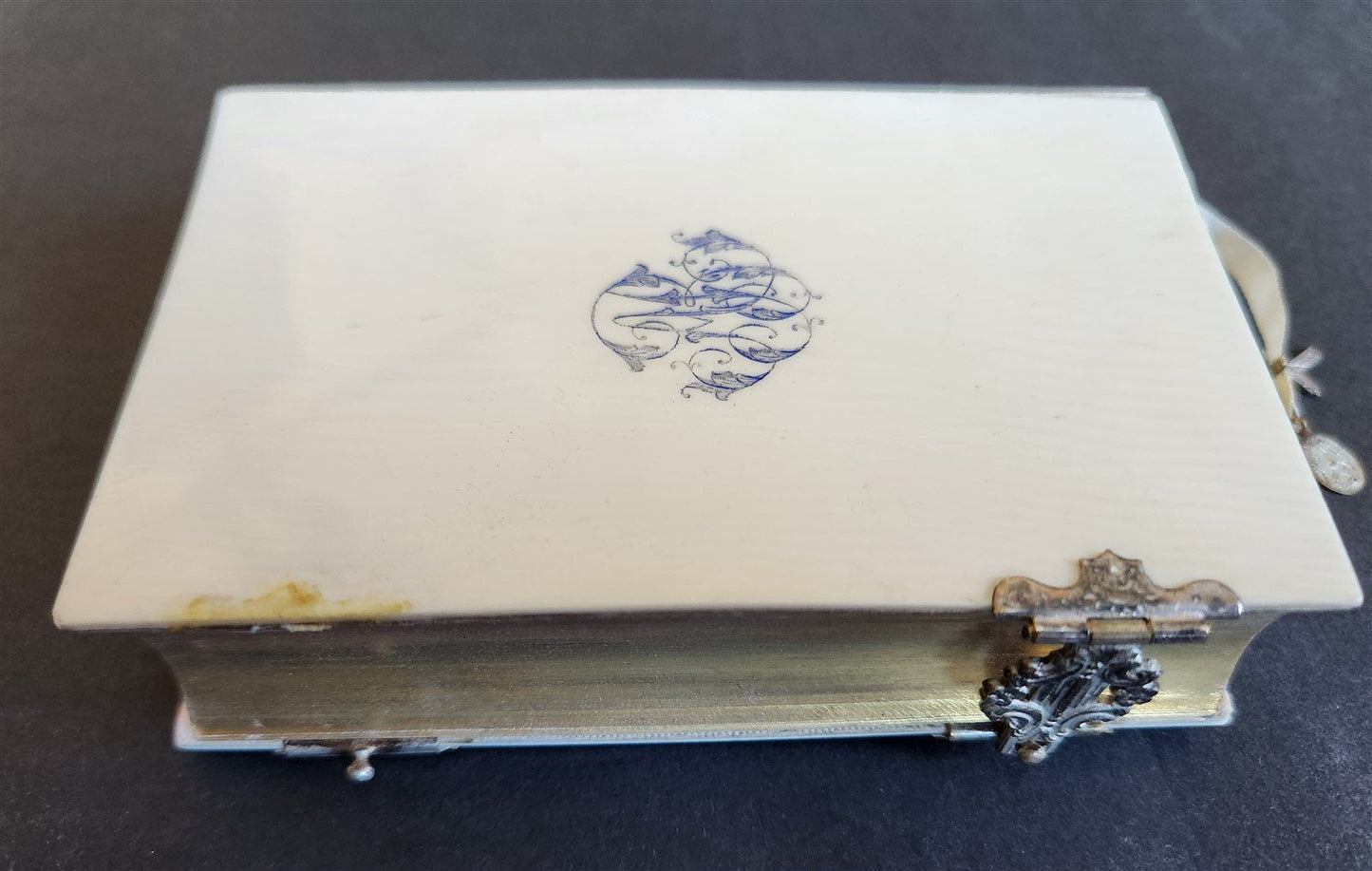 1872 PRAYER BOOK in FRENCH antique CARVED BONE BINDING - PAROISSIEN ROMAIN