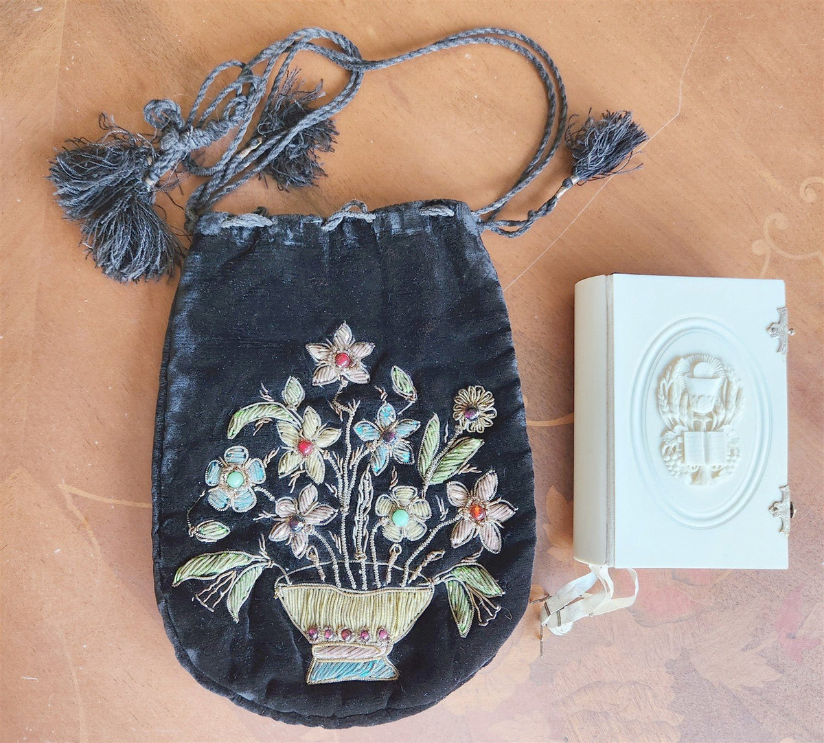 1872 PRAYER BOOK in FRENCH antique CARVED BONE BINDING w/ EMBROIDERED BAG