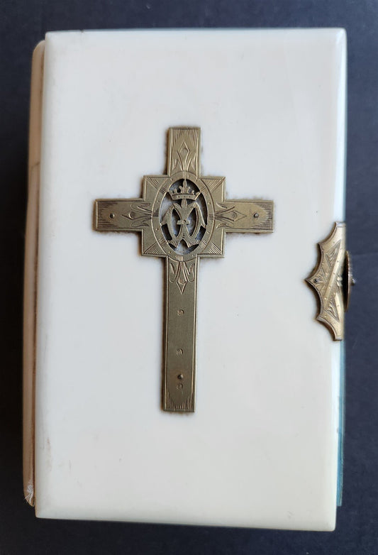 1890s COMMON PRAYER BOOK in ENGLISH antique NICE BINDING w/ APPLIED CROSS