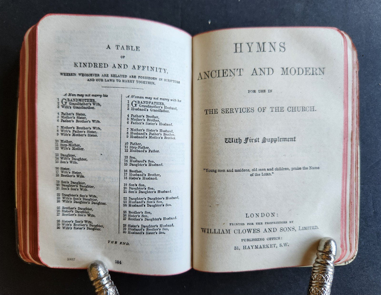 1890s COMMON PRAYER BOOK in ENGLISH antique SILVER DECORATED NICE BINDING