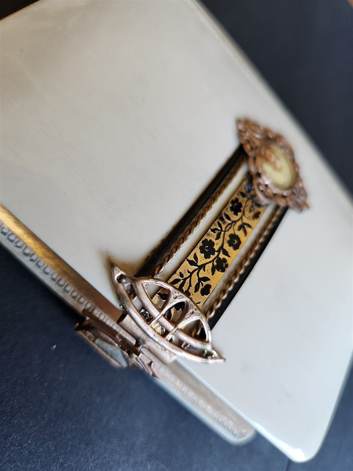 1899 PRAYER BOOK in GERMAN antique NICE BINDING w/ APPLIED CROSS DECORATION