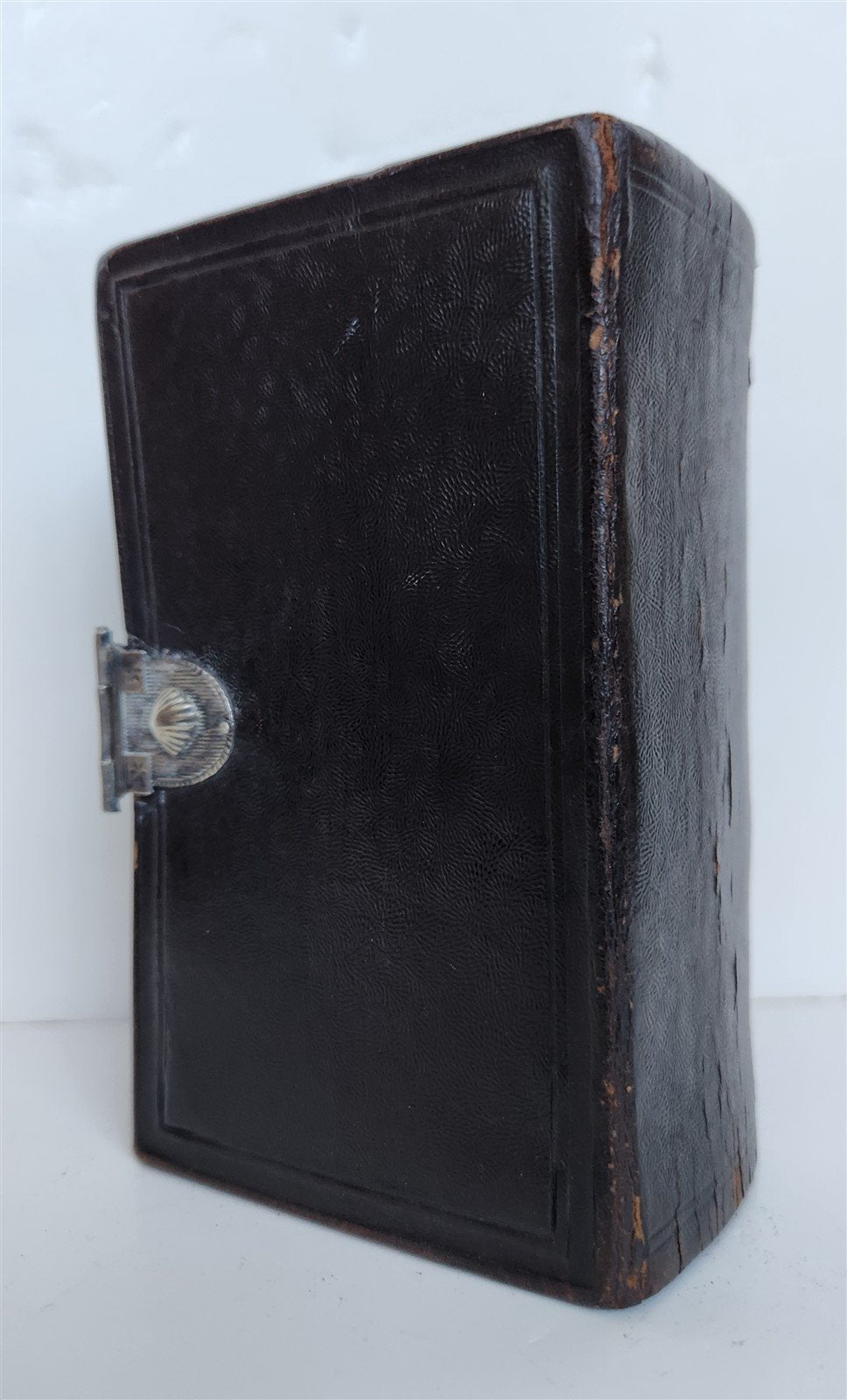 1846 BIBLE in DUTCH antique BINDING w/ SILVER CLASP New Testament