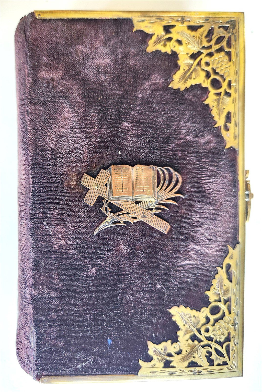 1860s THE BOOK OF COMMON PRAYER in ENGLISH antique BRASS & VELVET BINDING