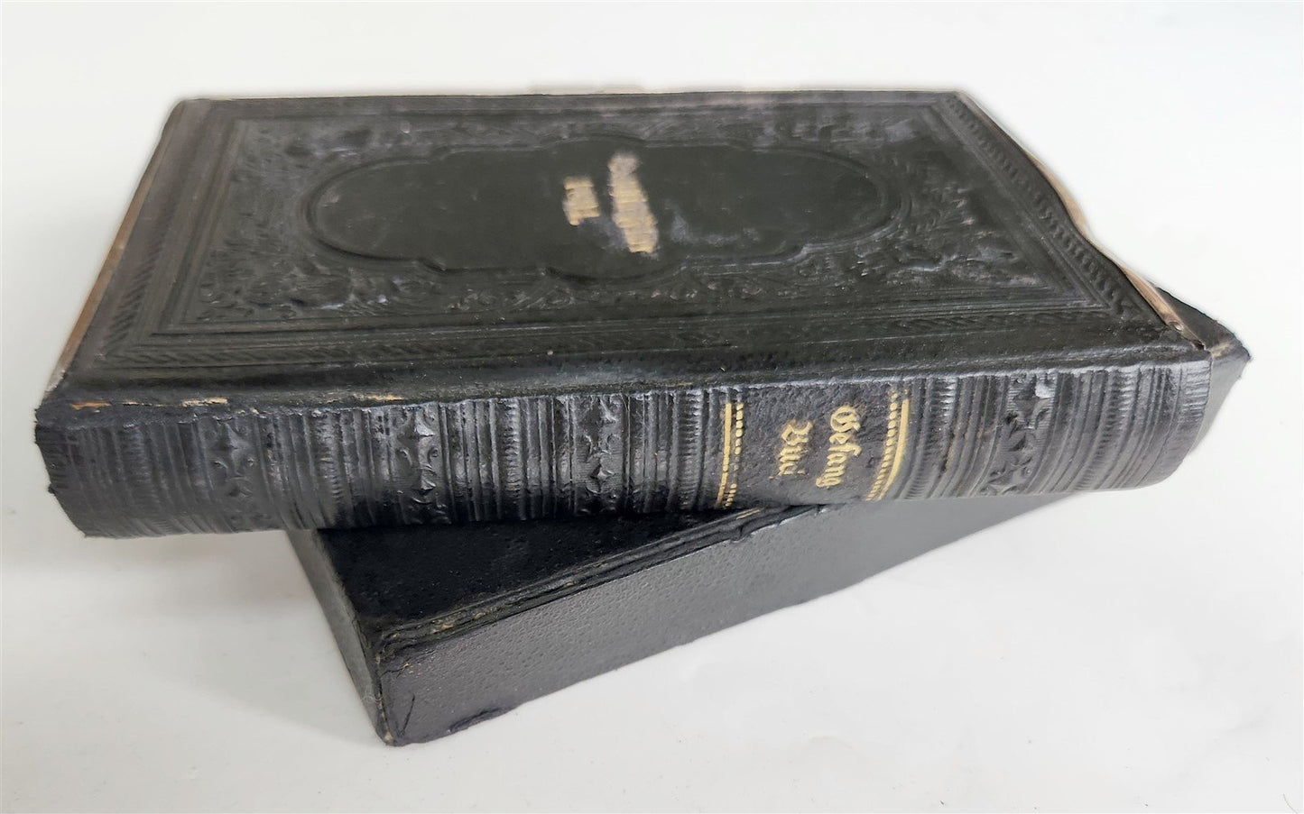1880s HYMNAL in GERMAN antique DECORATIVE LEATHER BINDING w/ METAL EDGES