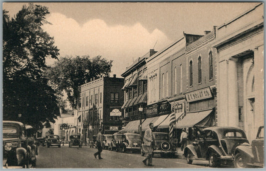 MILTON PA FRONT STREET VINTAGE POSTCARD