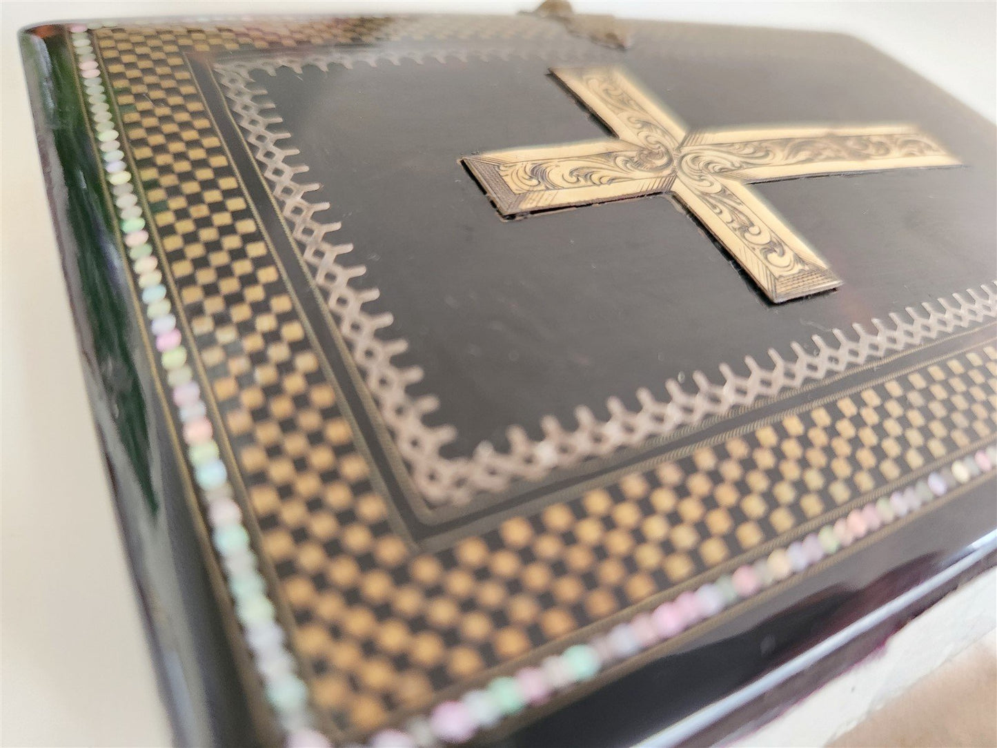 1865 TORTOISESHELL BINDING COMMON PRAYER BOOK & PSALMS in ENGLISH antique