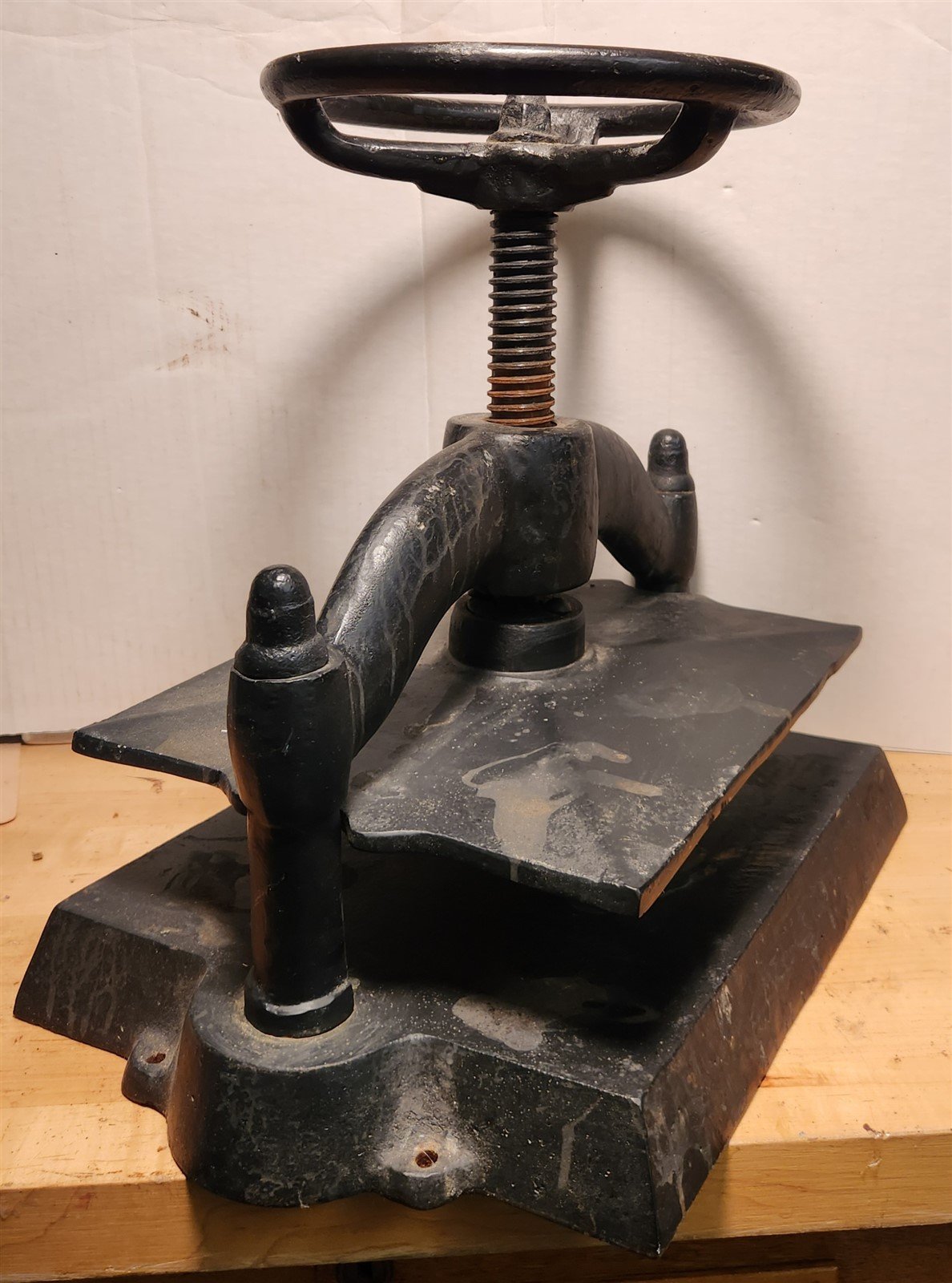 CAST IRON BOOK PRESS antique BOOKBINDING VICTORIAN 19th century