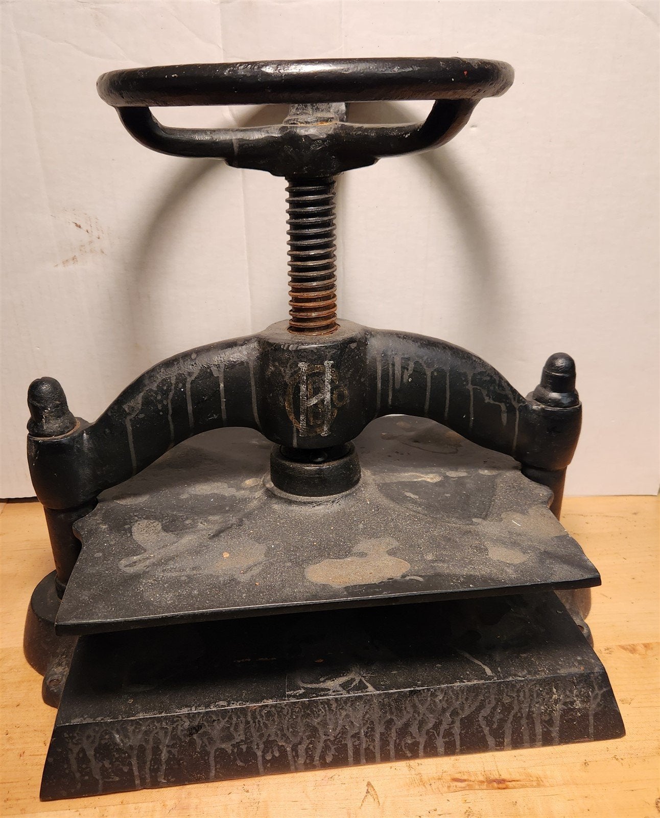 CAST IRON BOOK PRESS antique BOOKBINDING VICTORIAN 19th century