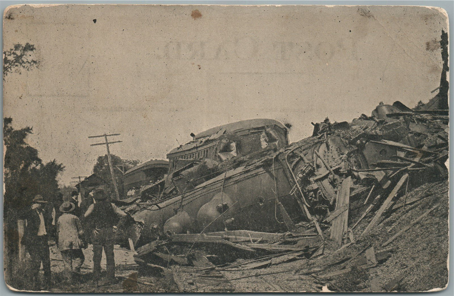 CANAAN NH WRECKED ENGINE train ANTIQUE POSTCARD