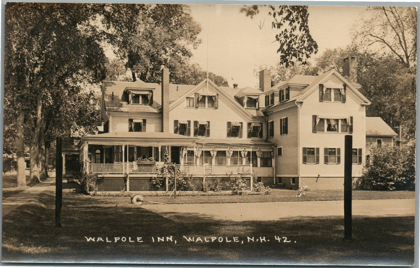 WALPOLE NH INN ANTIQUE REAL PHOTO POSTCARD RPPC