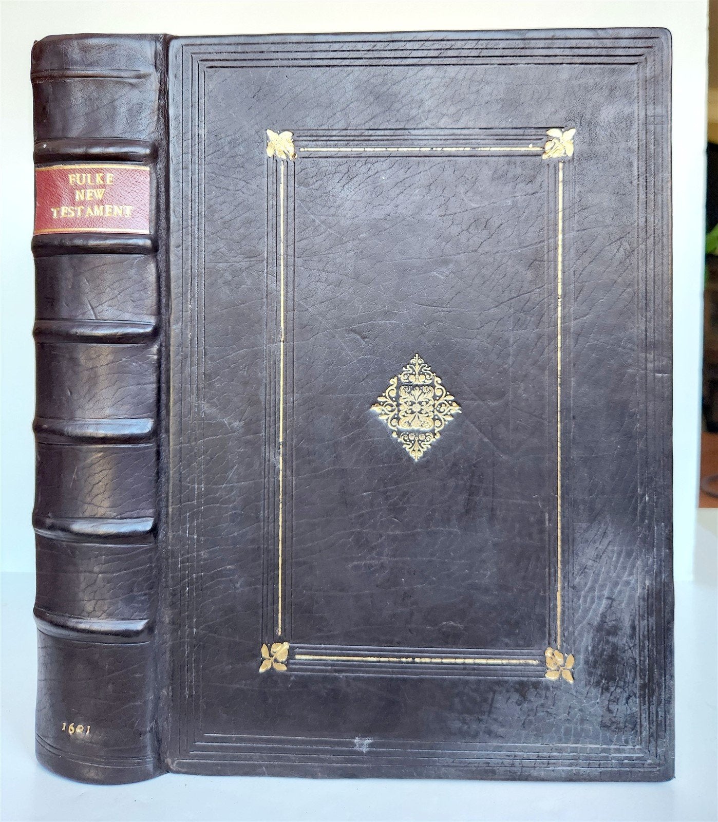 1601 BIBLE in ENGLISH antique FOLIO NEW TESTAMENT printed by Robert Barker