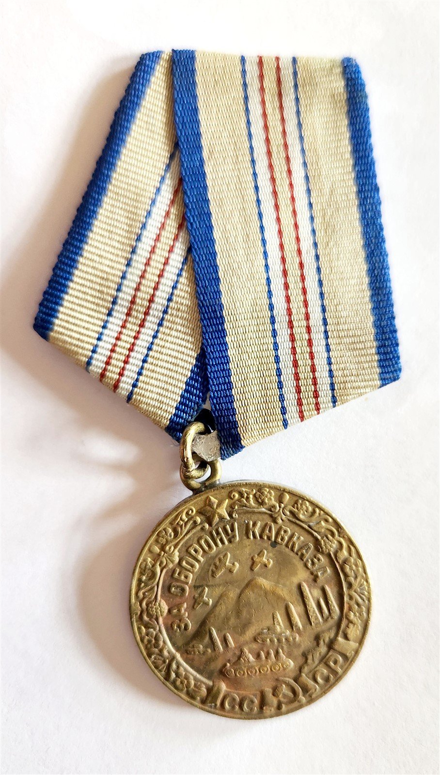 RUSSIAN WWII ERA MEDAL FOR DEFENSE of CAUCASUS Soviet original vintage