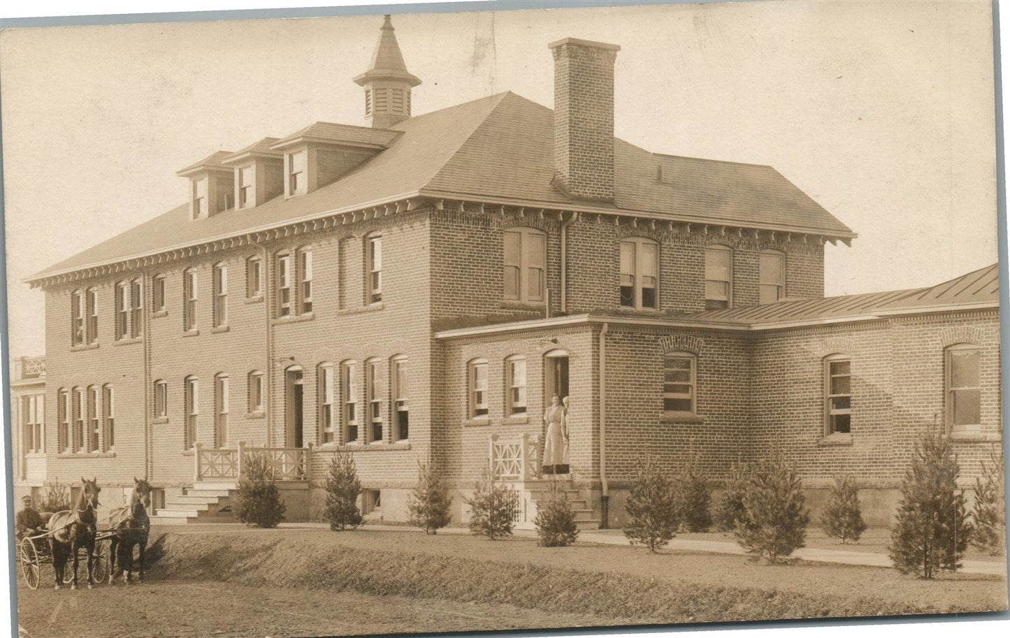 HOSPITAL ANTIQUE REAL PHOTO POSTCARD RPPC