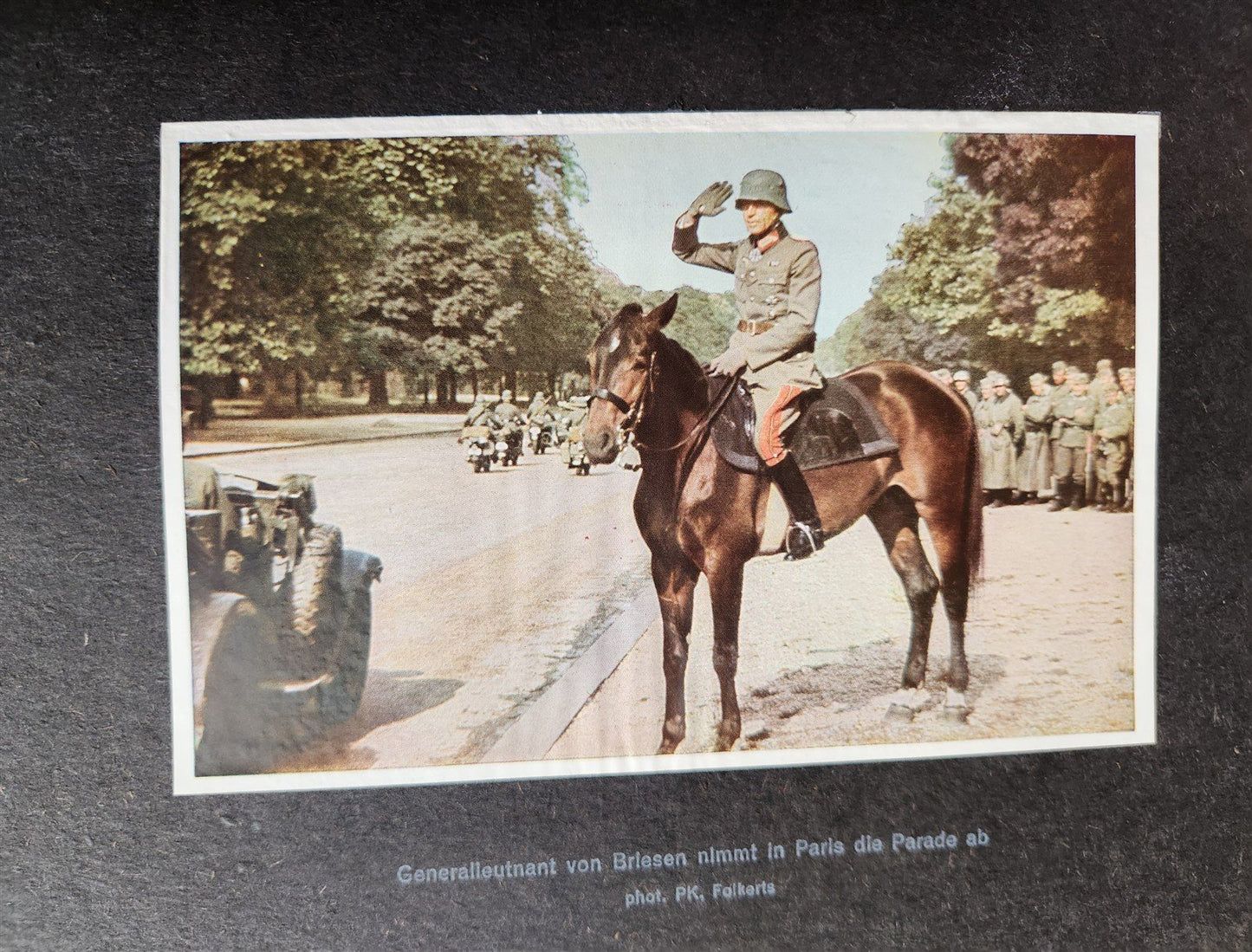 1940 GERMAN WWII PHOTOBOOK antique w/ 100 STEREOPHOTOS & VIEWER