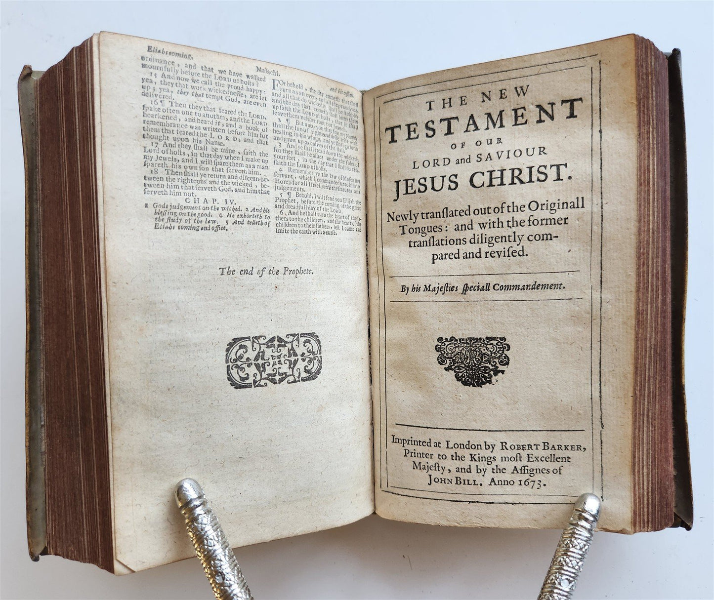 1684 BIBLE in ENGLISH antique VELLUM BOUND LONDON 17th CENTURY