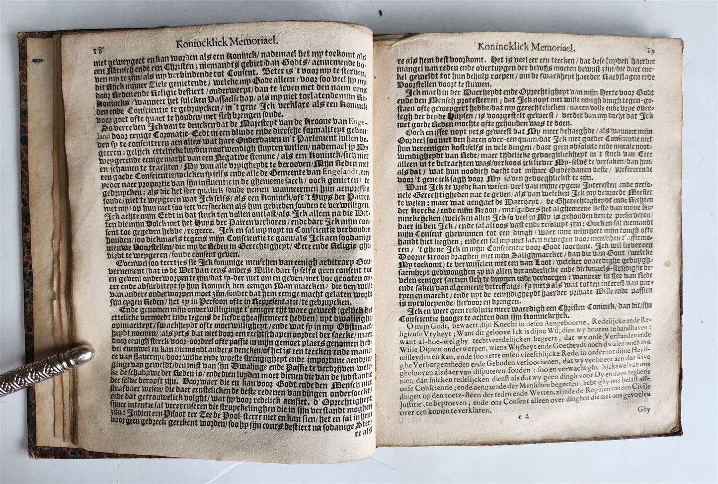 1649 Eikon Basilike Konincklick Memoriael Carolus Stuart antique in DUTCH