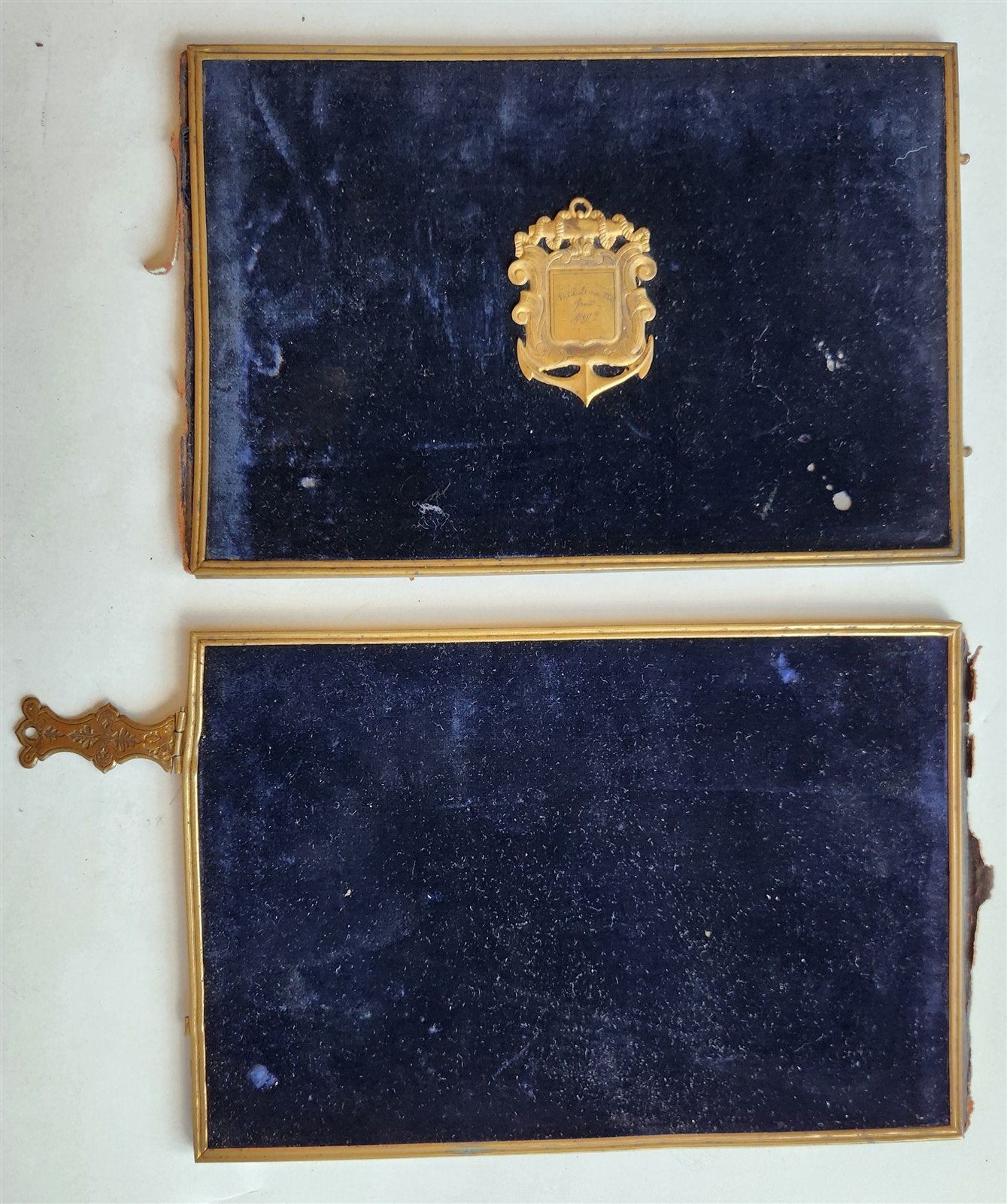 1860s COVERS FOR THE PHOTO ALBUM or BOOK VELVET w/ BRASS EDGES binding