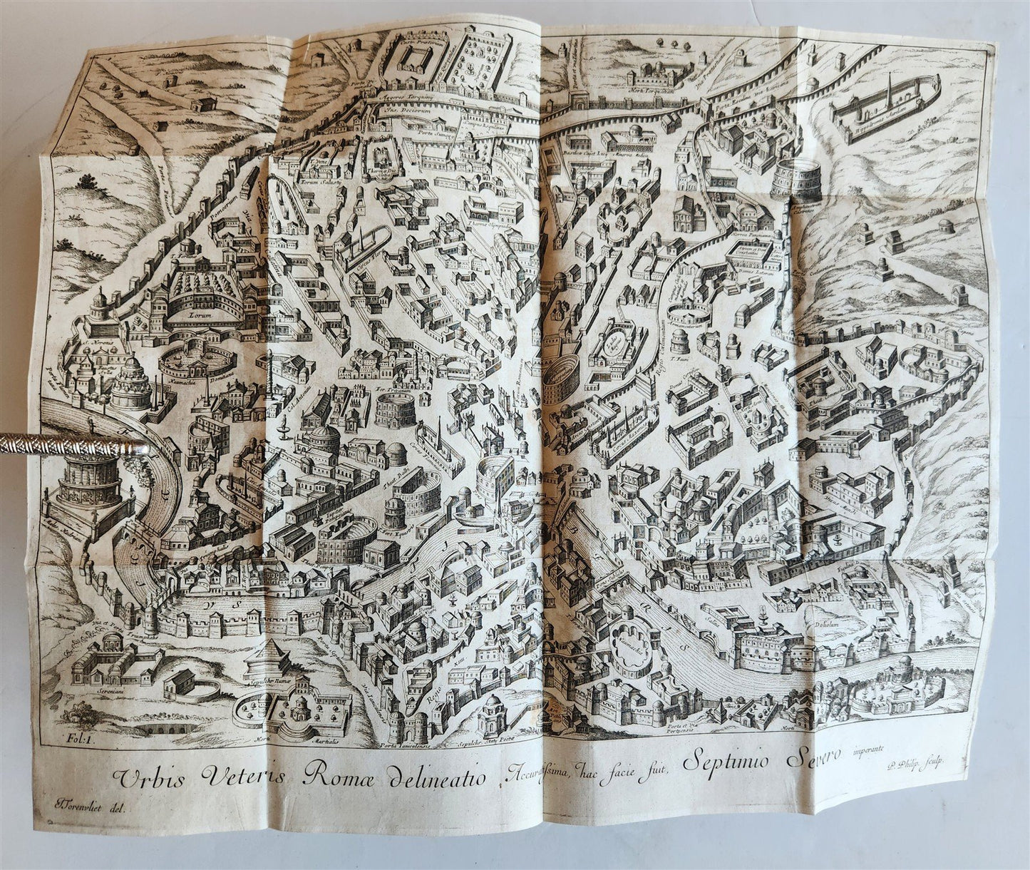 1685 ROMAN ANTIQUTIES antique ILLUSTRATED vellum bound in LATIN