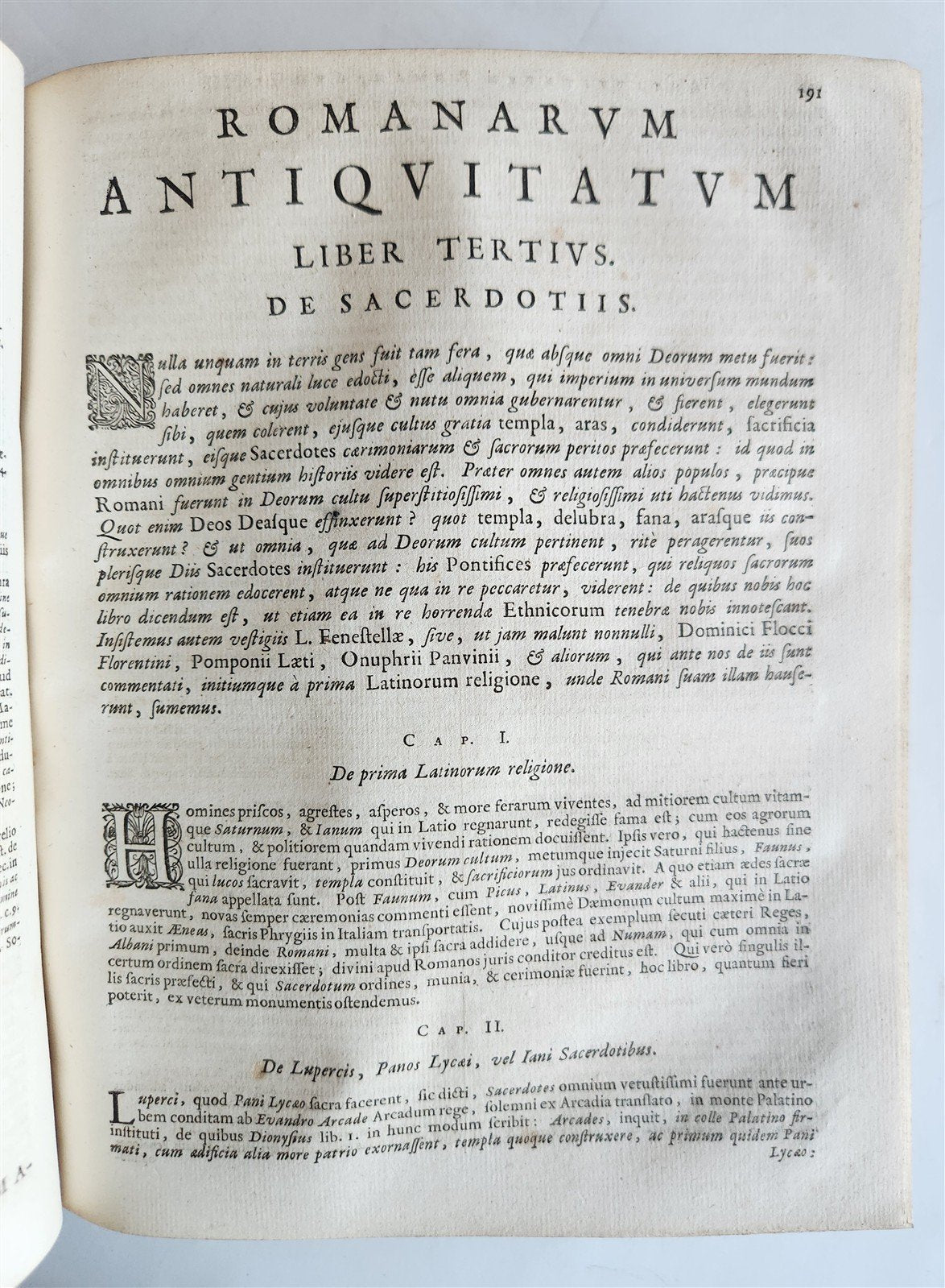 1685 ROMAN ANTIQUTIES antique ILLUSTRATED vellum bound in LATIN