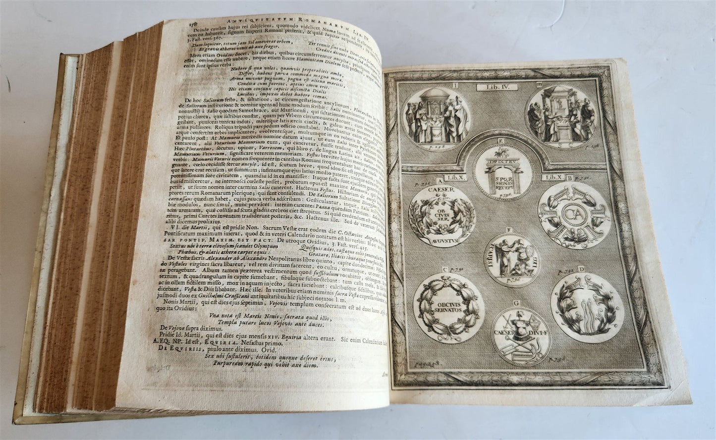 1685 ROMAN ANTIQUTIES antique ILLUSTRATED vellum bound in LATIN
