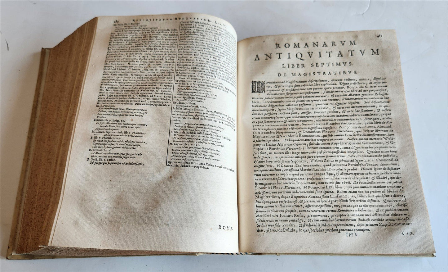 1685 ROMAN ANTIQUTIES antique ILLUSTRATED vellum bound in LATIN