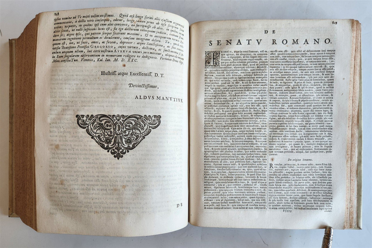 1685 ROMAN ANTIQUTIES antique ILLUSTRATED vellum bound in LATIN