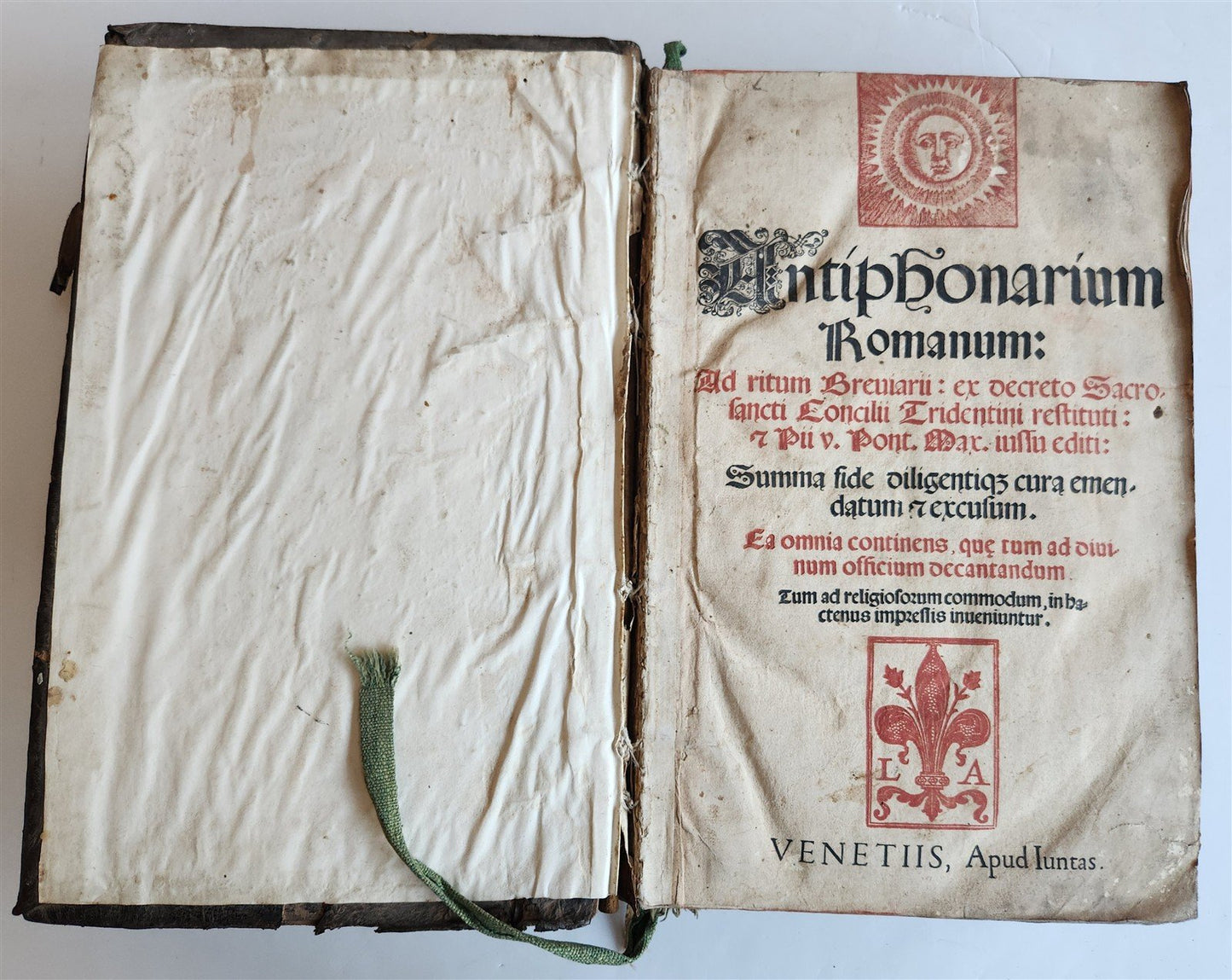 1586 ANTIPHONARIUM ROMANUM antique 16th CENTURY w/ ORIGINAL BINDING