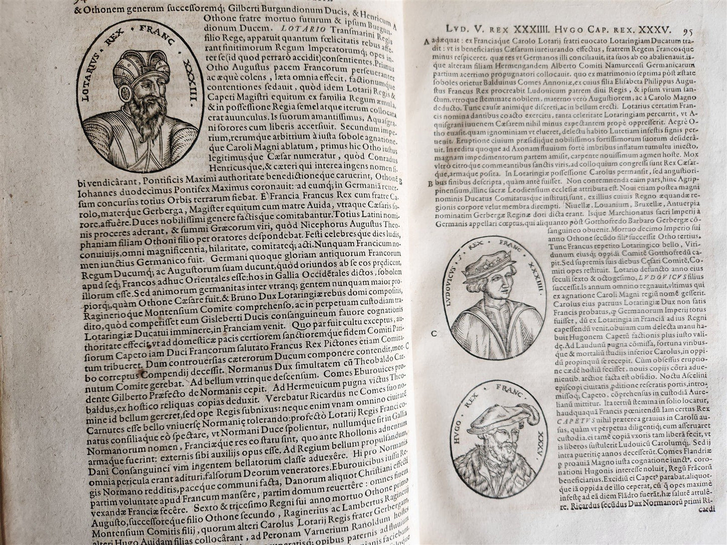 1601 HISTORY OF FRANCE LLUSTRATED FOLIO antique VELLUM De rebus gestis francorum