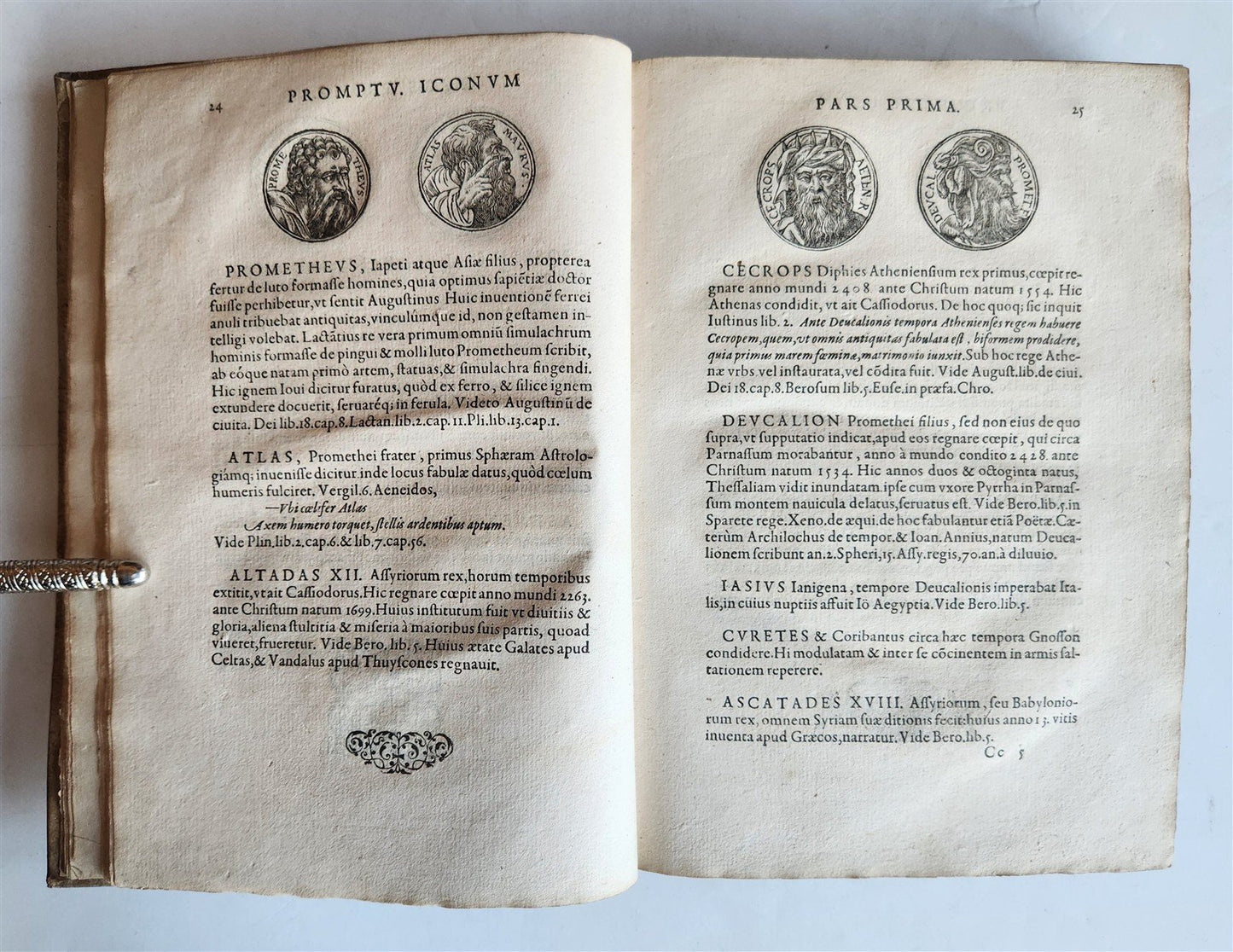 1578 NOTABLE MEN BIOGRAPHIES ILLUSTRATED antique Promtuarii iconum VELLUM 16th C