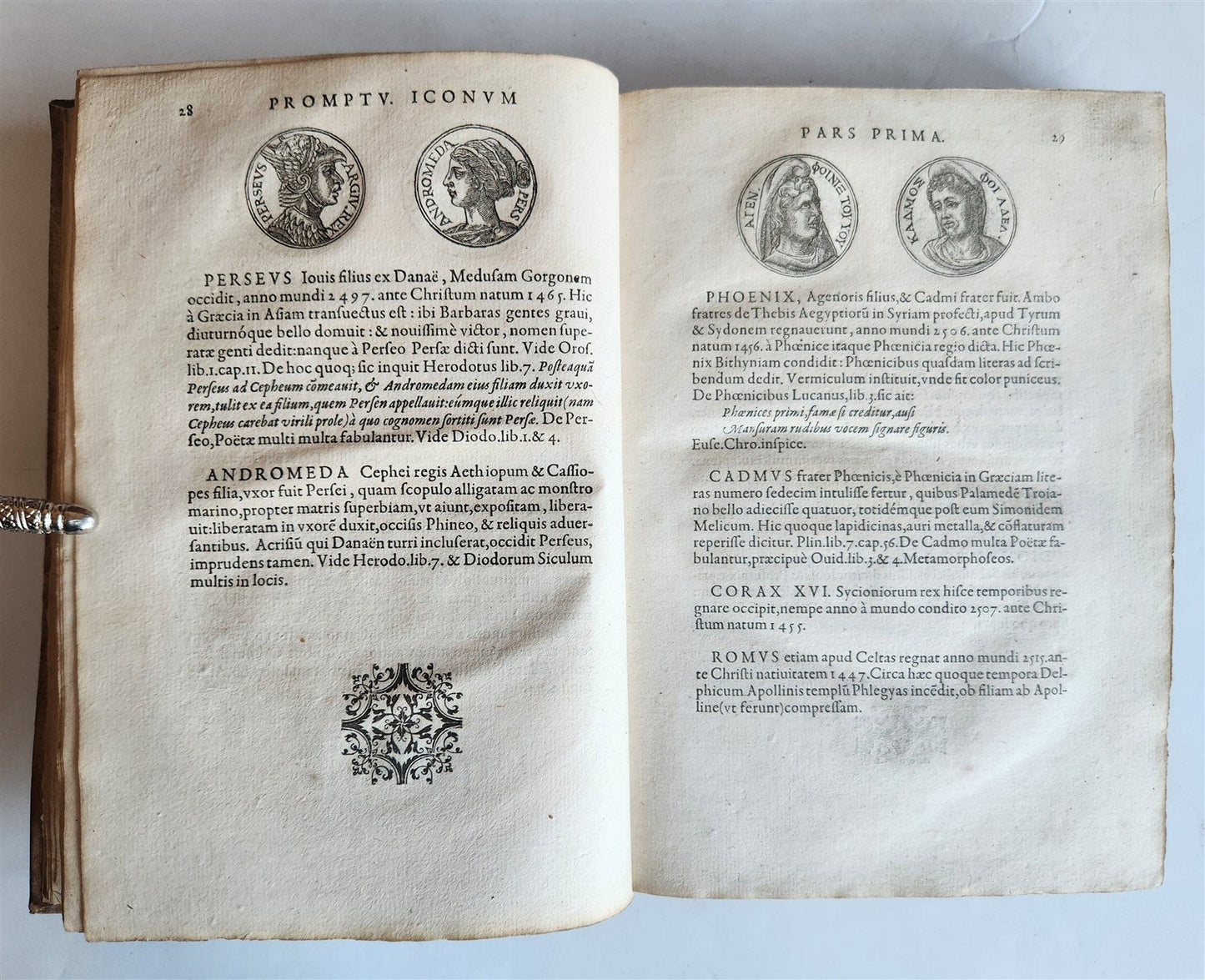 1578 NOTABLE MEN BIOGRAPHIES ILLUSTRATED antique Promtuarii iconum VELLUM 16th C