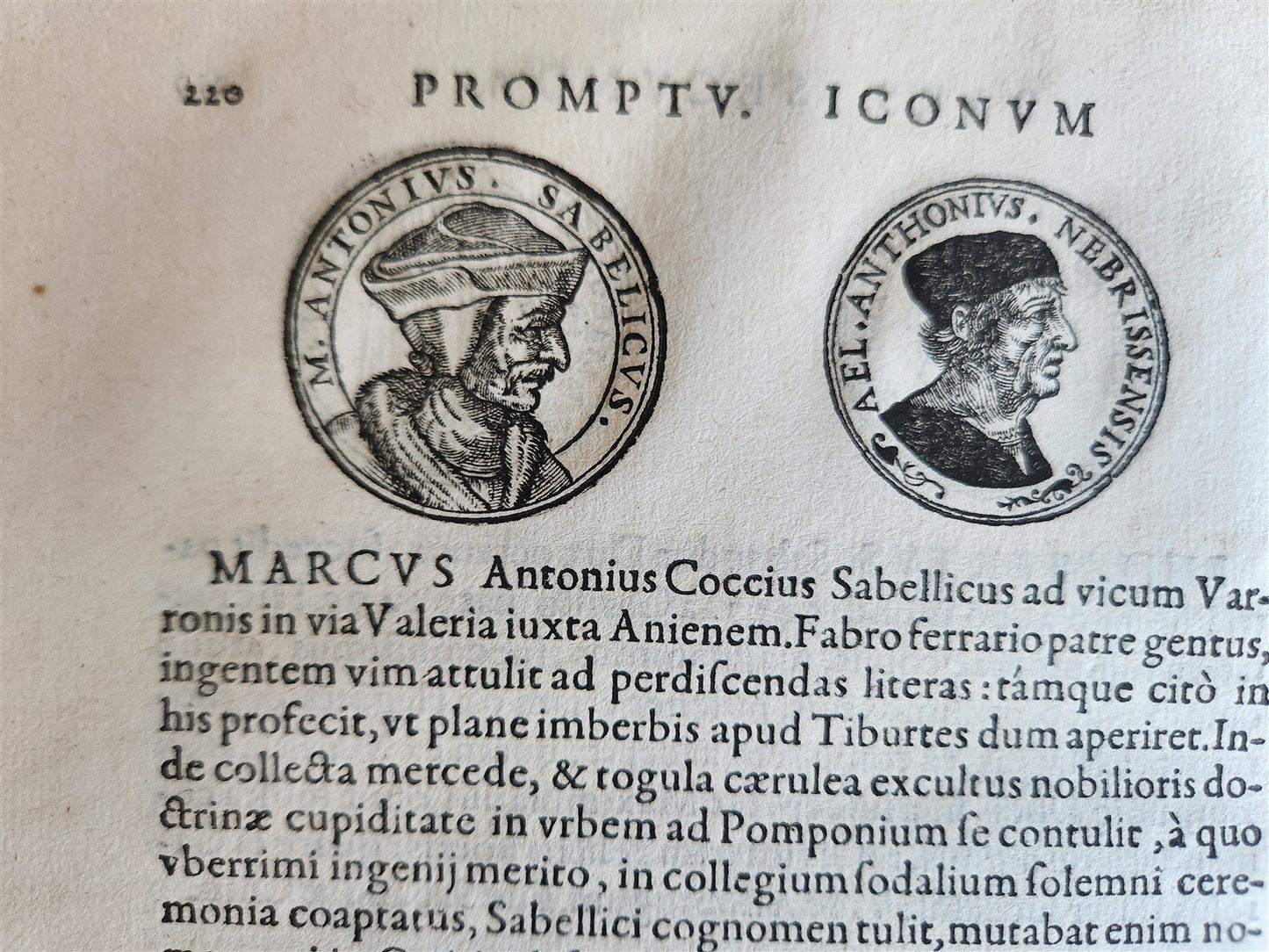 1578 NOTABLE MEN BIOGRAPHIES ILLUSTRATED antique Promtuarii iconum VELLUM 16th C