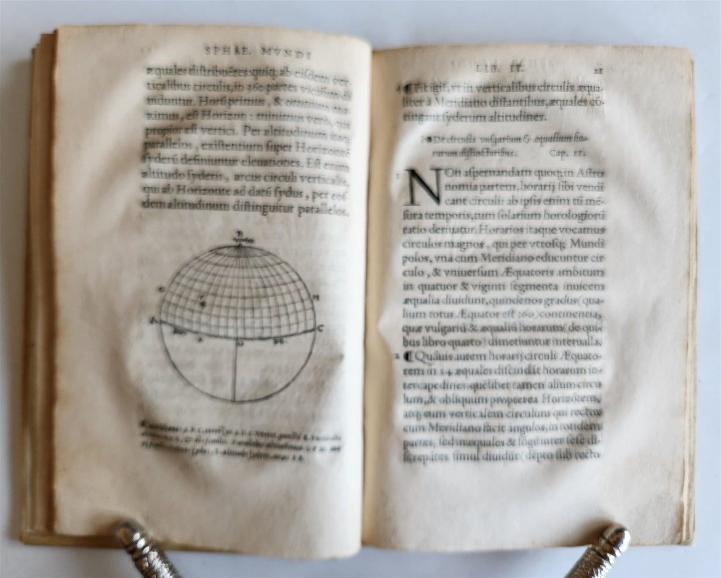 1542 ASTRONOMY De Mundi Sphaera sive Cosmographia primave Astronomiae antique