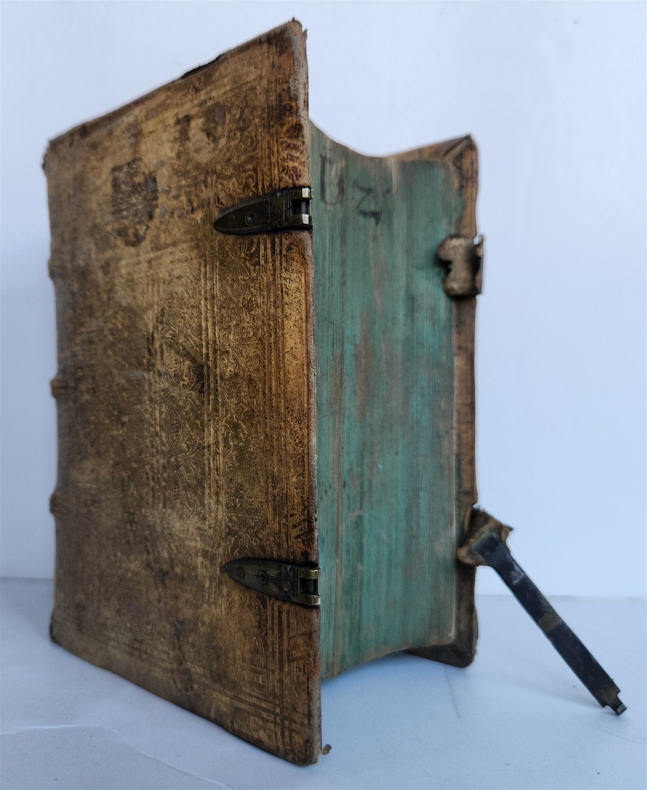 1567 CATECHISMUS ROMANUS antique PIGSKIN over WOOD BINDING 16th CENTURY
