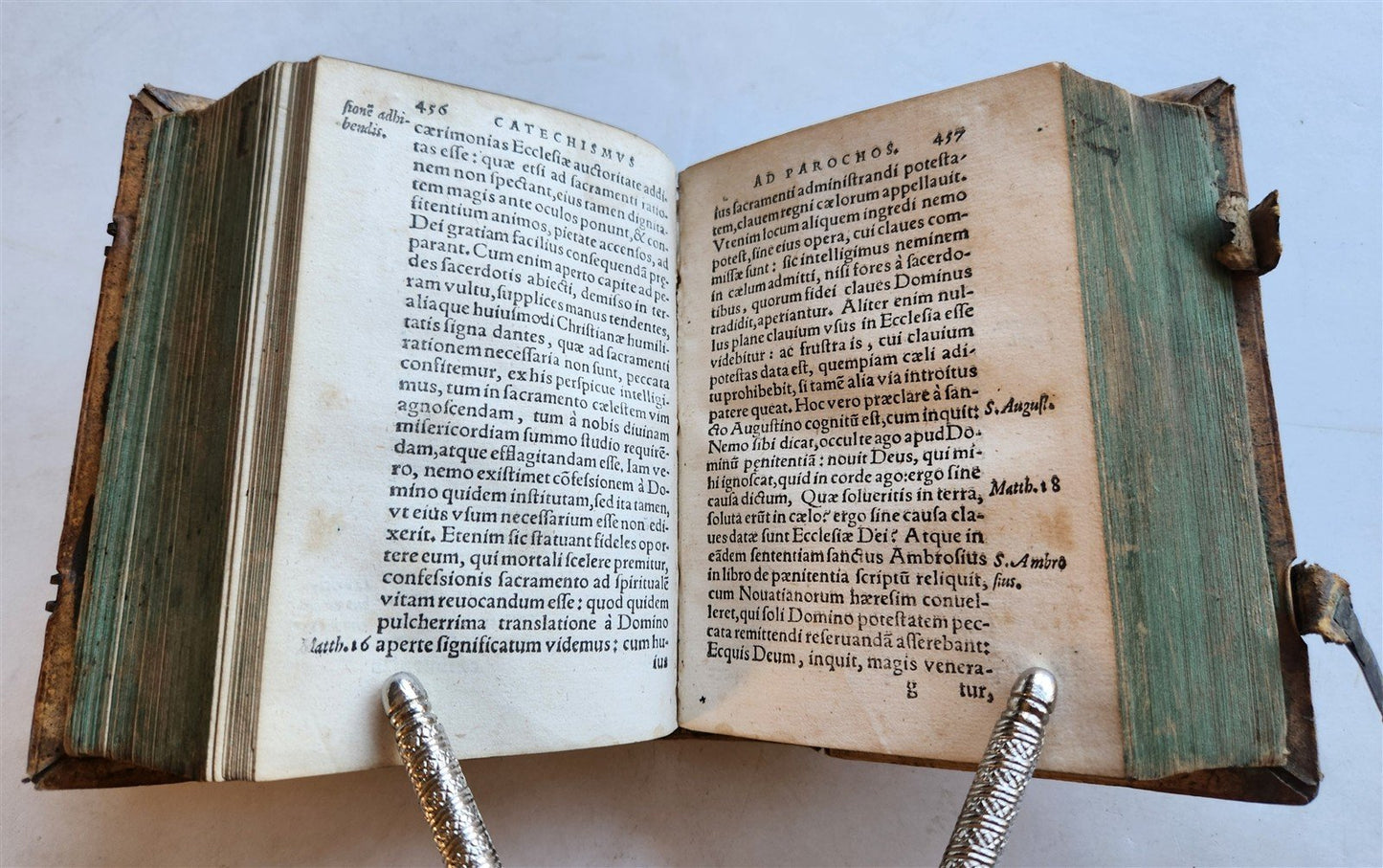 1567 CATECHISMUS ROMANUS antique PIGSKIN over WOOD BINDING 16th CENTURY