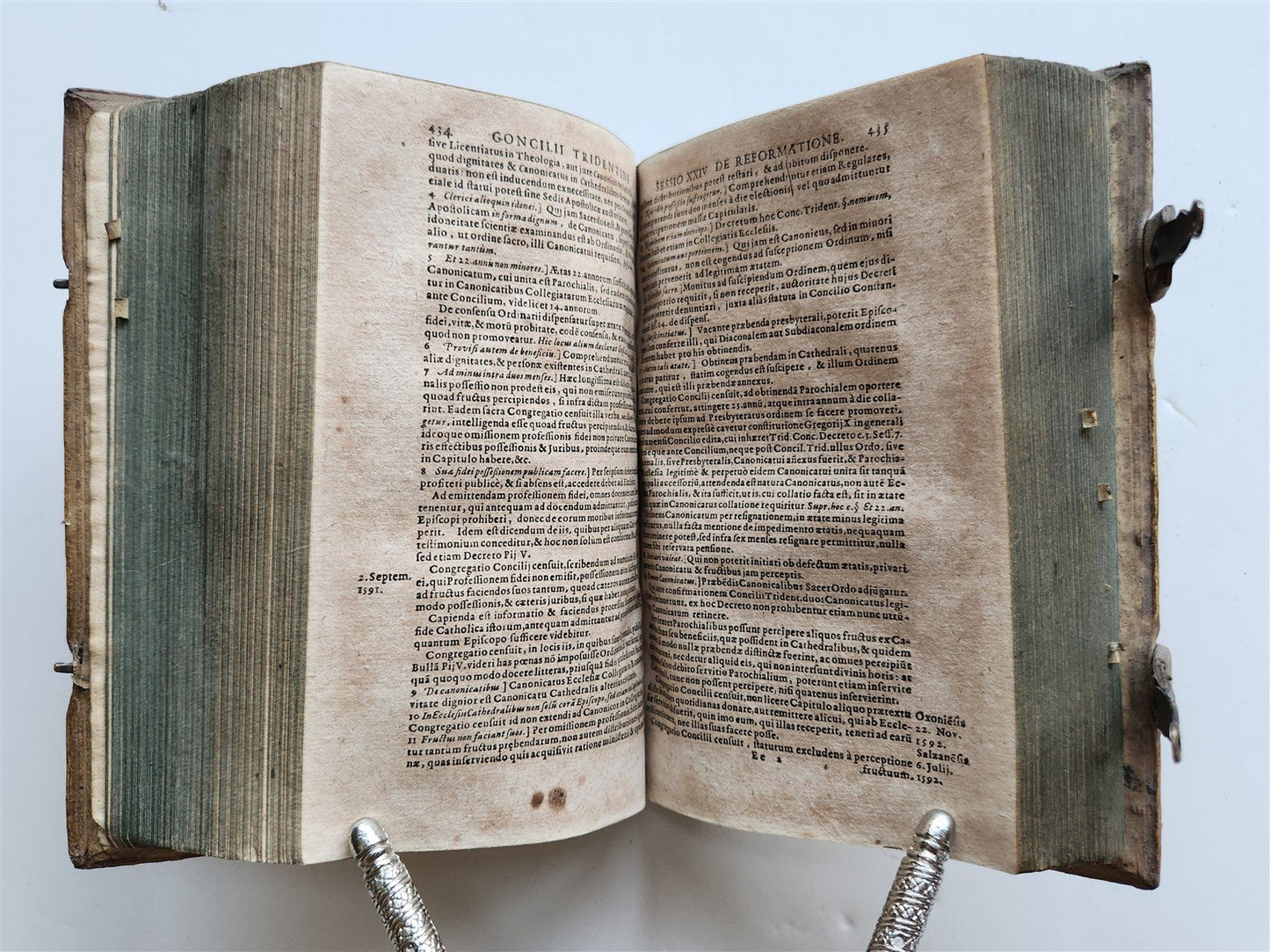 1664 COUNCIL OF TRENT antique decorative PIGSKIN over WOOD BINDING w/ CLASPS